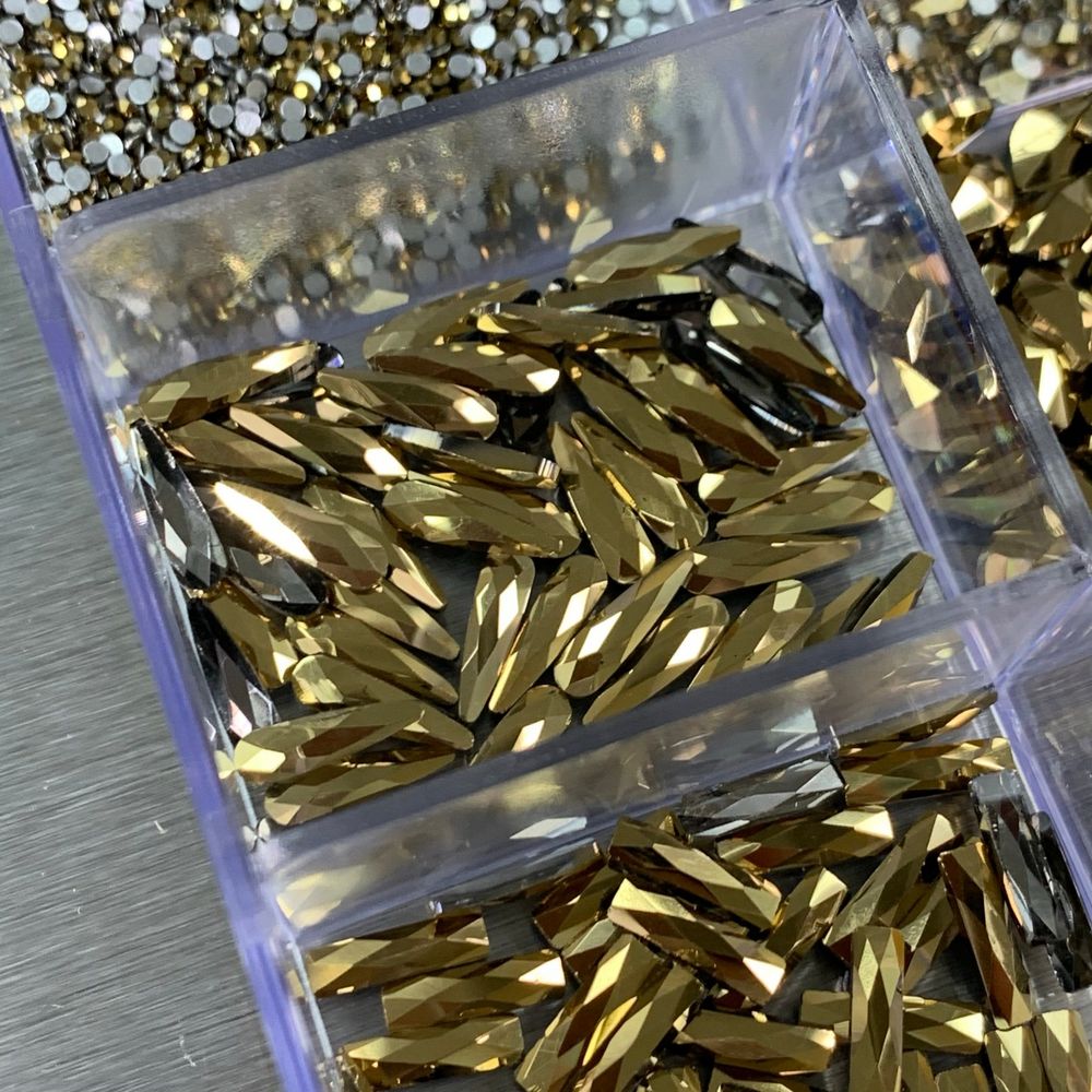 metallic gold rhinestones box - 11