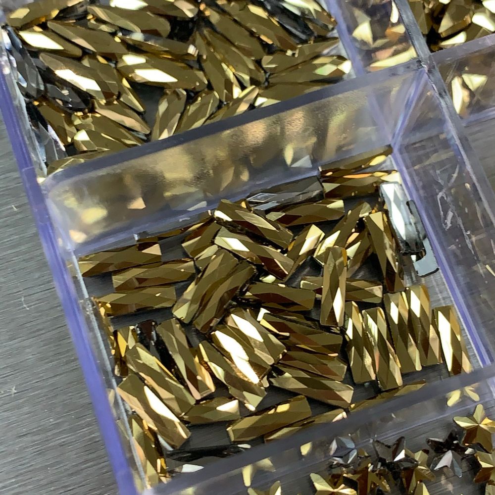 metallic gold rhinestones box - 9